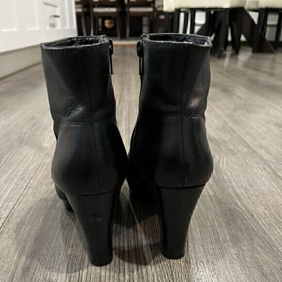 Nine West Edytheo Black Leather Platform Heeled Ankle Booties - Picture 4 of 7